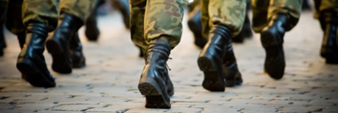 iStock_000012009678XSmall_soldiersmarching